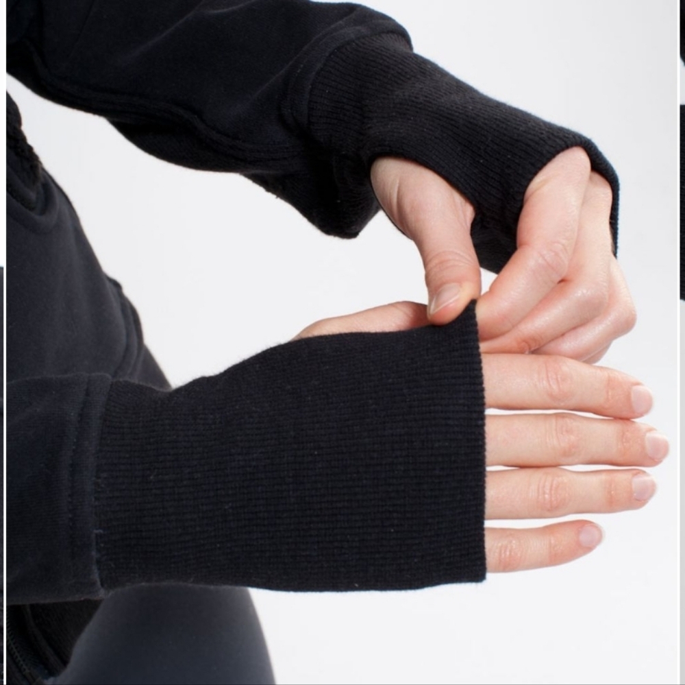 Lululemon Cuddle Up Jacket - Picture 2 of 7
